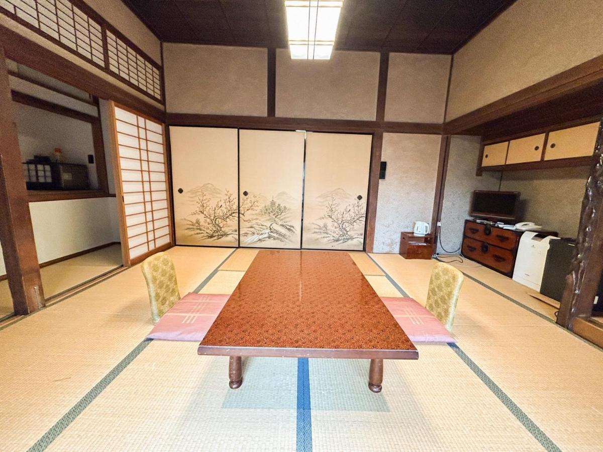 Sangai Ryokan Gotsu Luaran gambar