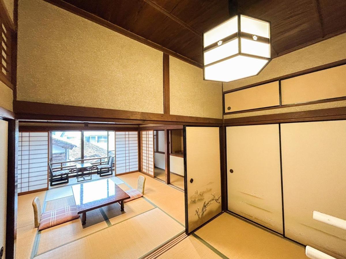 Sangai Ryokan Gotsu Luaran gambar